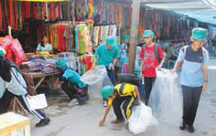 Market _Cleaning _Borneo