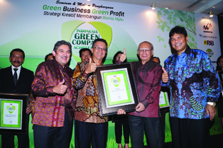 X -04-BADAK-Indonesia -Green Company -Awards 2015_rev